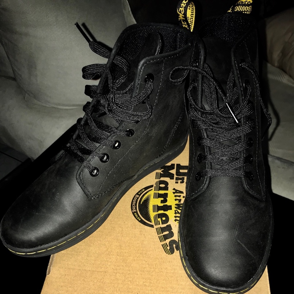 Dr. Martens Shoreditch - Black / Greasy Lamper